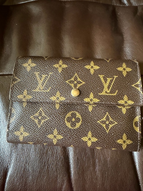 Louis Vuitton Handbags - Authentic Louis Vuitton Monogram Canvas Wallet - Rehab